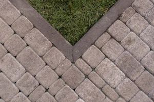 Купить бордюры БР.100.20.8 (11) гранит коричневый от производителя - «Поревит»