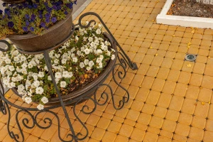 Тротуарная плитка Классико, гладкая желтая