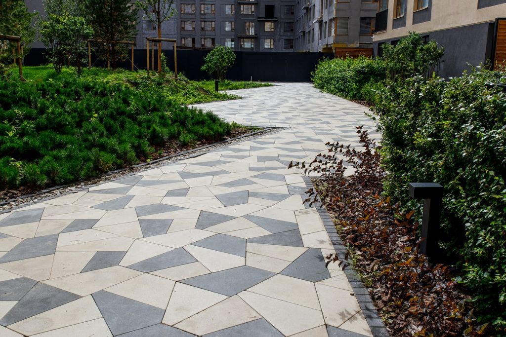 82-min.jpg 82-min.jpg