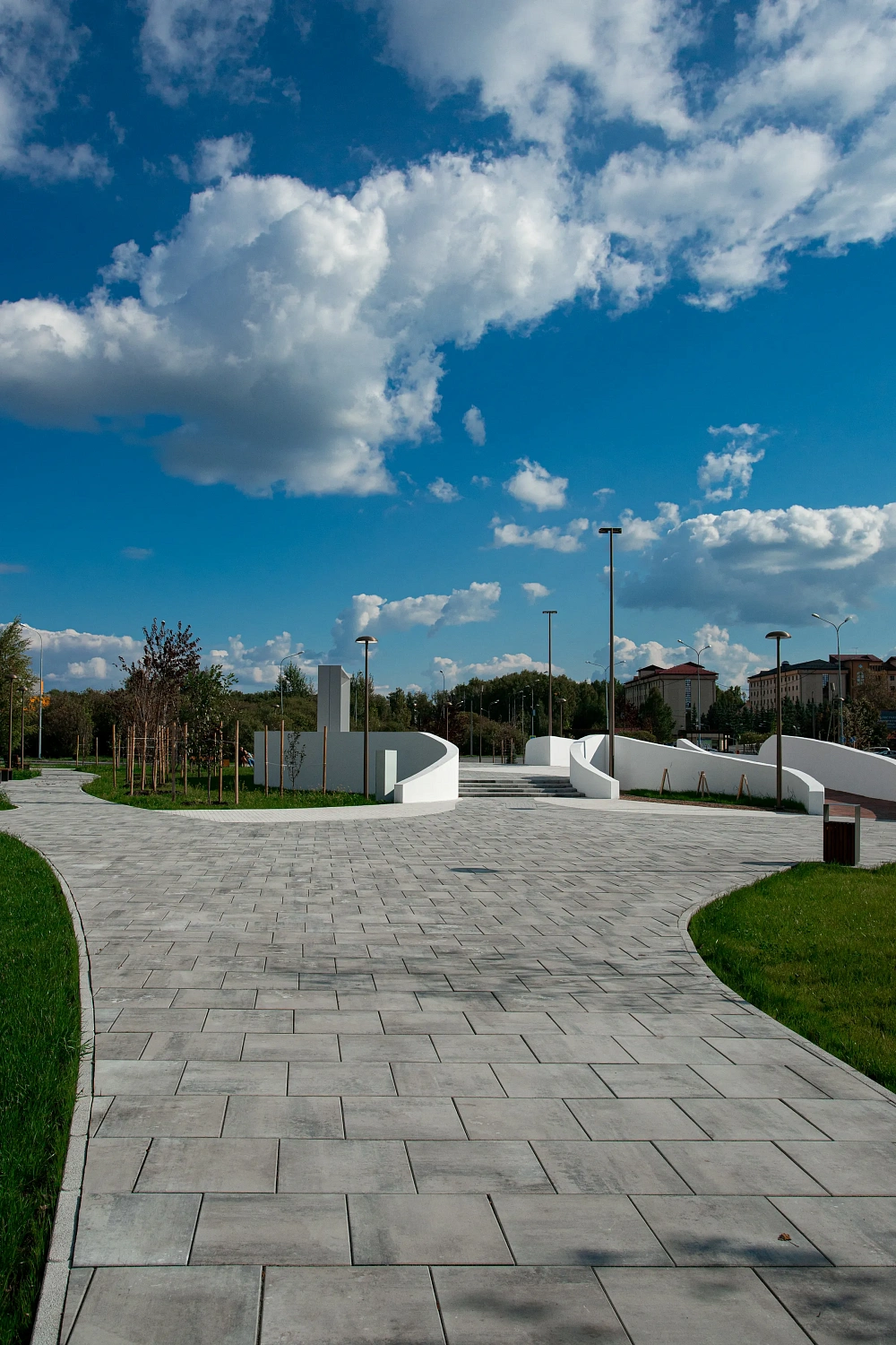 Сквер Медицинских работников в Тюмени