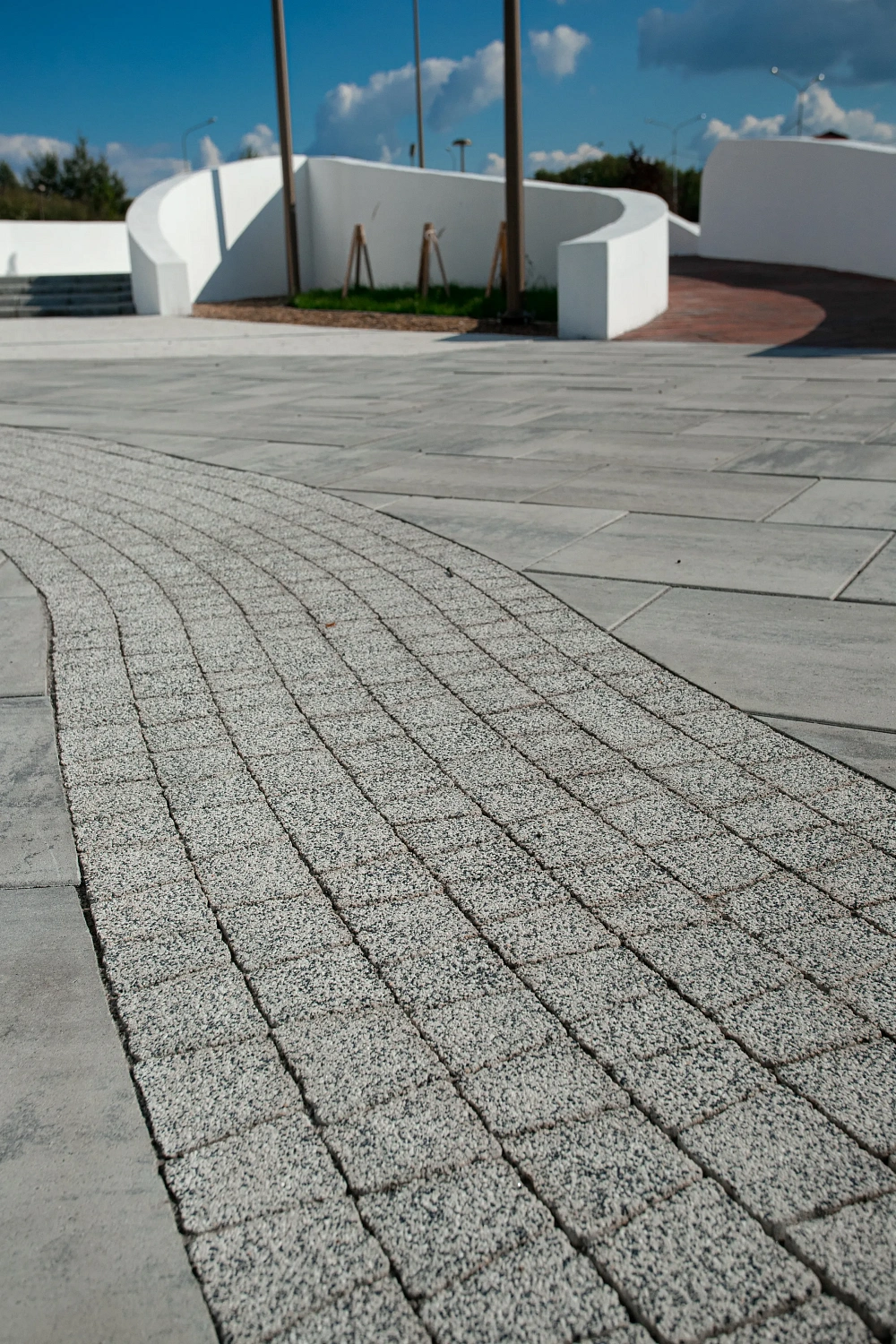 Сквер Медицинских работников в Тюмени